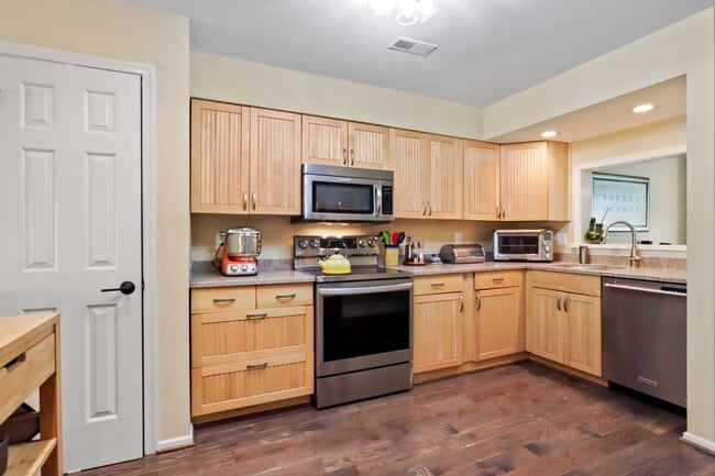 Building Photo - 12516 Fanleaf Ct
