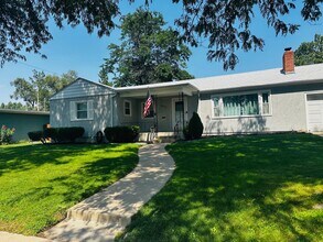 Building Photo - ALL PROSPECTIVE TENANTS MUST SUBMIT A $58 ...