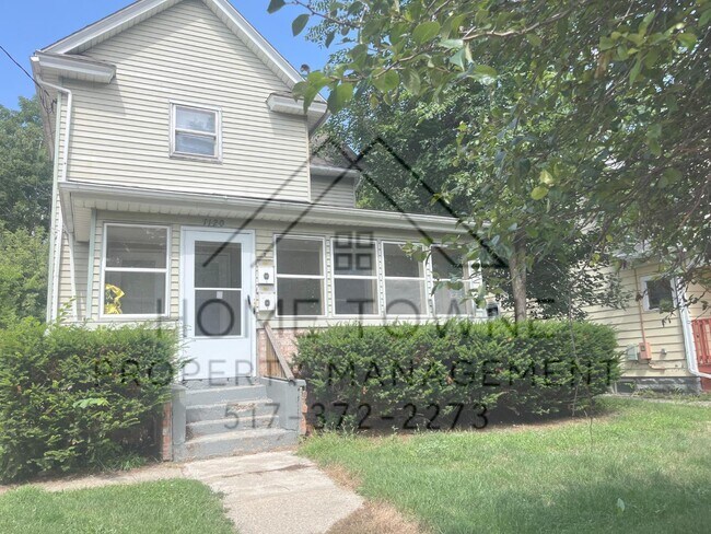 Building Photo - 1120 W Washtenaw St