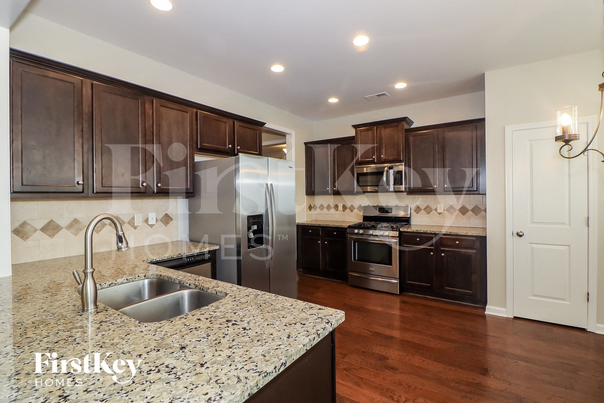 Building Photo - 286 S Village Square