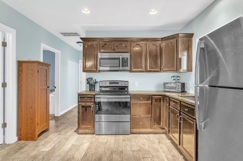 Building Photo - 46 Harvard St