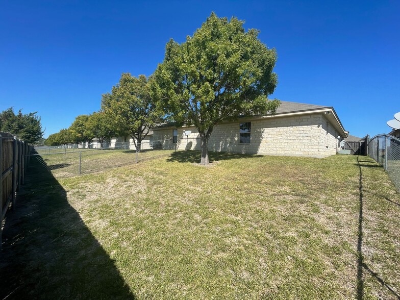 Building Photo - 1212 Powder River Dr
