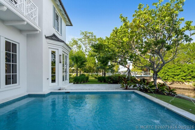 Building Photo - 2219 Ibis Isle Rd E