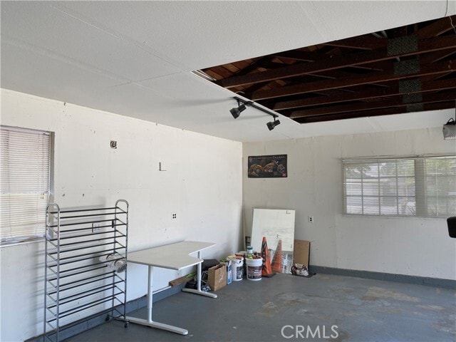 Building Photo - 23724 Prospect Valley Dr