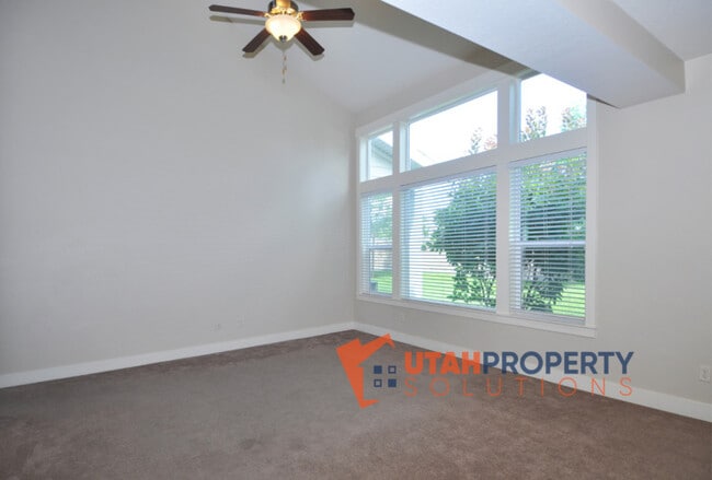 Building Photo - 1752 Winford Dr