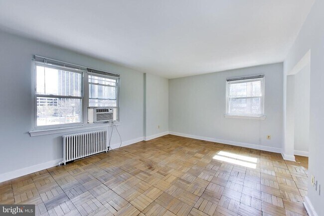 Building Photo - 1720 N Quinn St