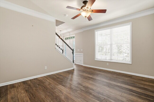 Building Photo - "Exquisite 4-Bed Sanctuary with Cozy Fireplace & Spacious 2,204 Square Foot Layout on Willoughby ...