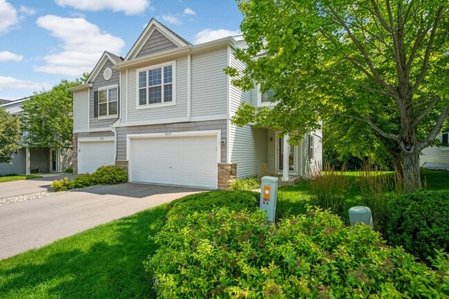 Building Photo - 7637 Century Blvd