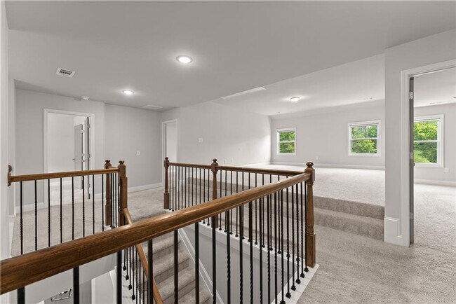 Building Photo - 6292 Gaines Ferry Rd