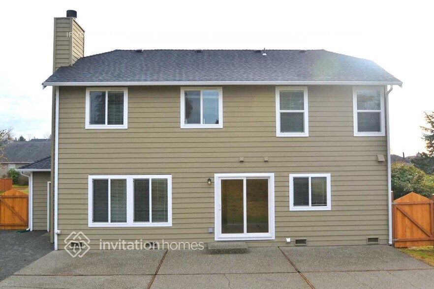 Building Photo - 6907 72nd St NE