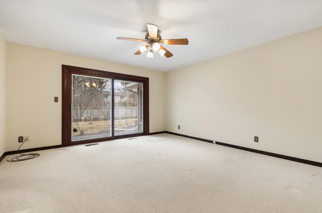 Building Photo - 5746 Berwick Pl