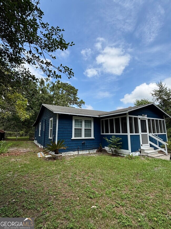 Building Photo - 44 Olympic Ln