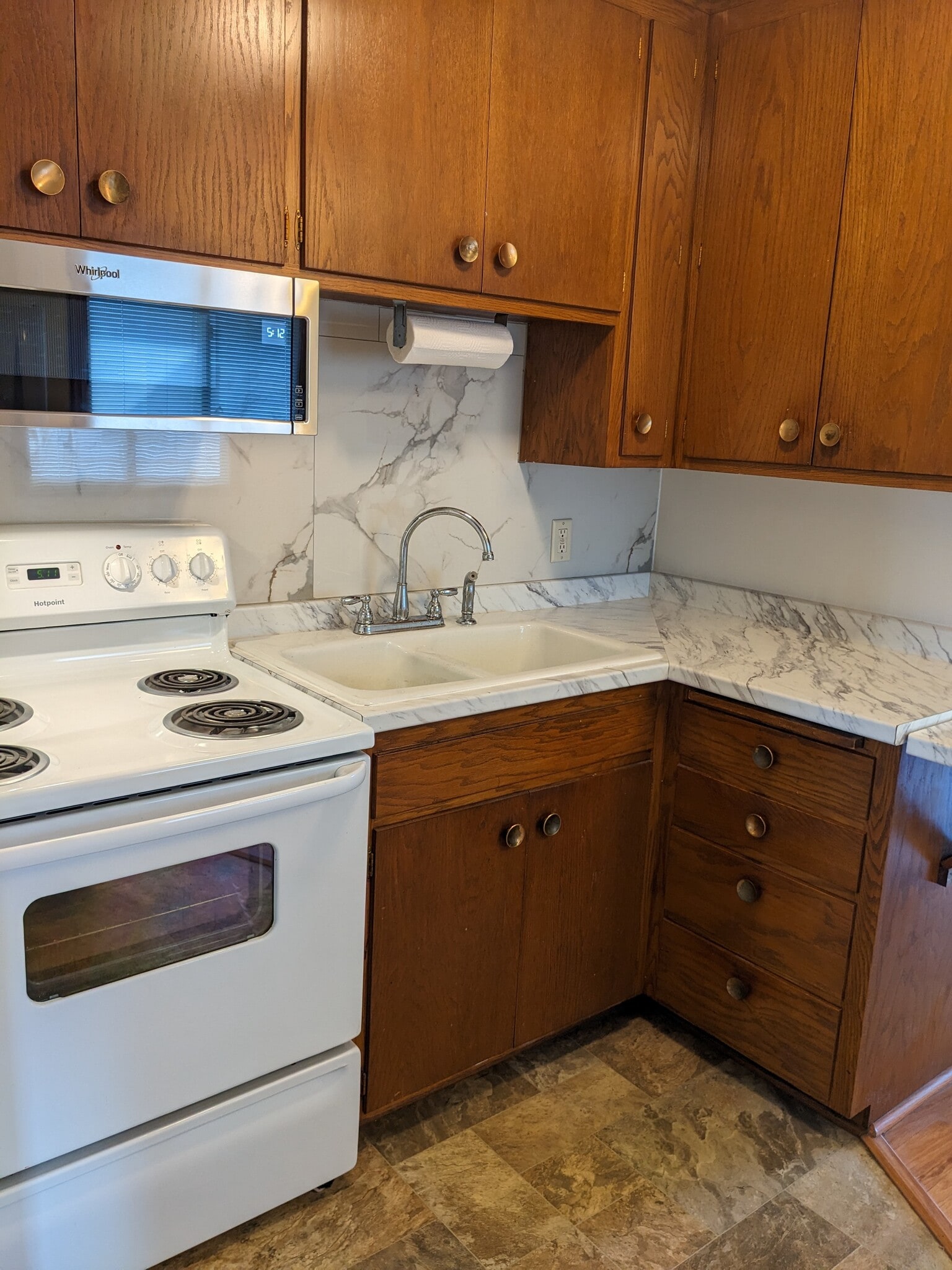 Building Photo - 1916 N 44th Ave