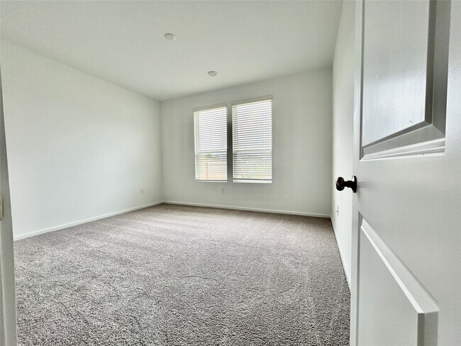 Building Photo - 25323 Merino Ct