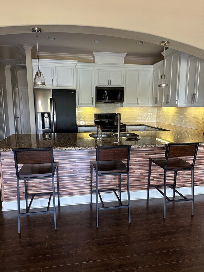 Building Photo - 17570 Hwy 105 W