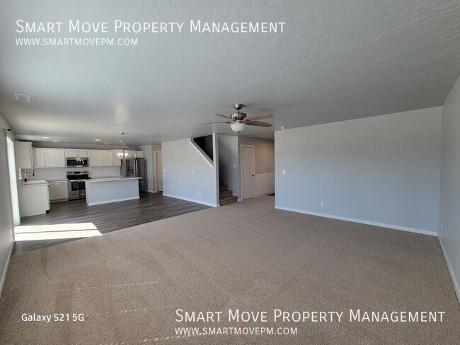 Building Photo - 6322 N Seacliff Ave