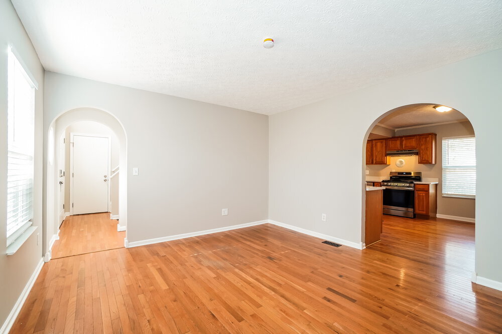 Building Photo - 5086 Sand Ct