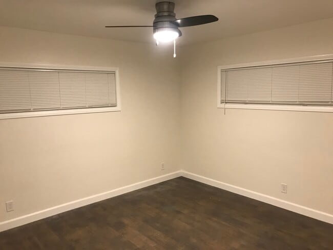 Building Photo - 3209 W 153rd St