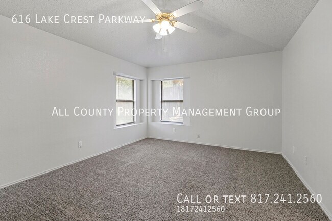 Building Photo - 616 Lake Crest Pkwy