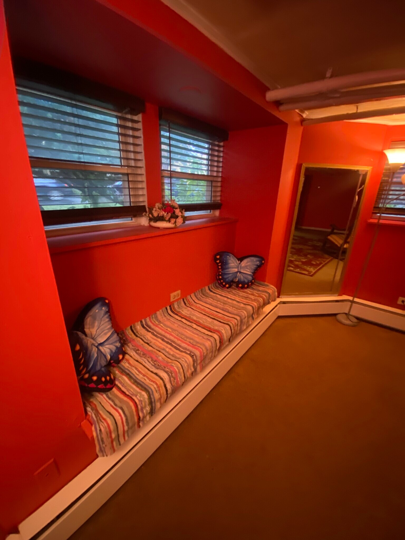 Building Photo - 6641 N Campbell Ave