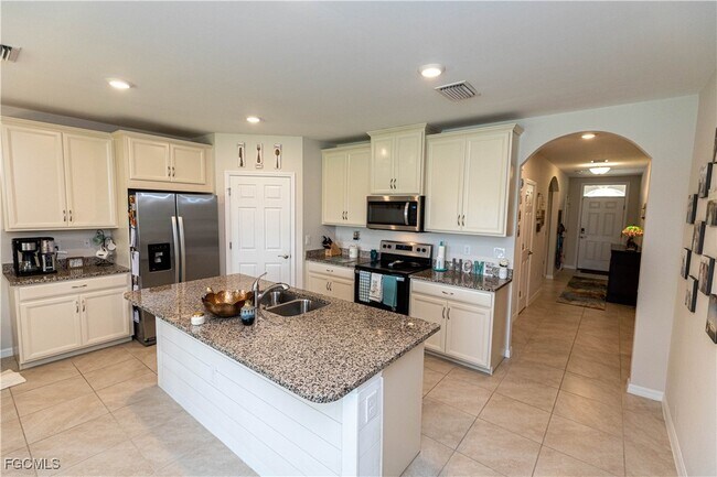Building Photo - 3109 Birchin Ln
