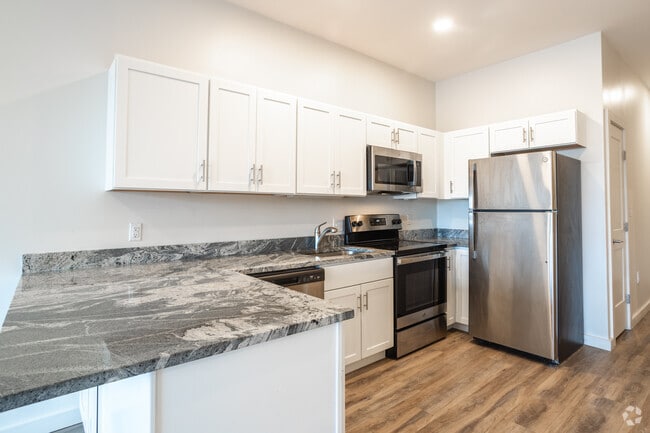 2BR, 1BA - 1,150SF - Kitchen - 42-44 Bridge St