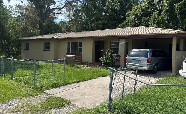 Primary Photo - 1322 NW 12th St