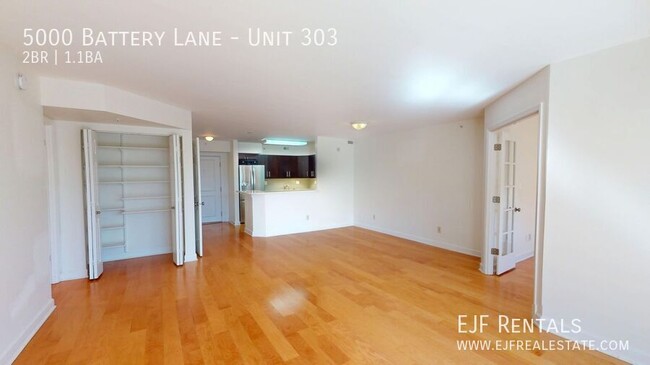 Building Photo - 5000 Battery Ln