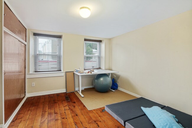 Building Photo - 147 Fountain St