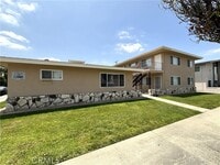 Building Photo - 254 E Navilla Pl