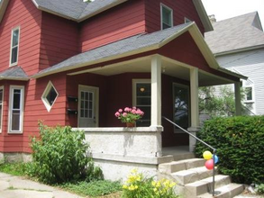 Building Photo - 119 Paddock Ave SE