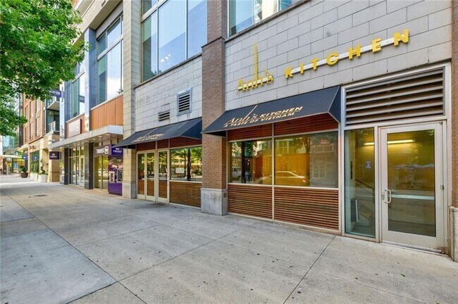 Building Photo - 878 Peachtree St NE