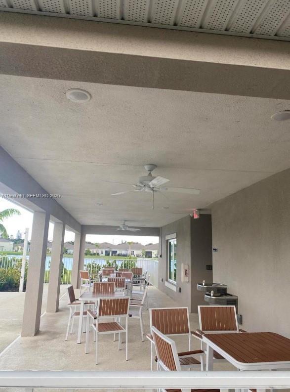 Building Photo - 323 Raspberry Rd