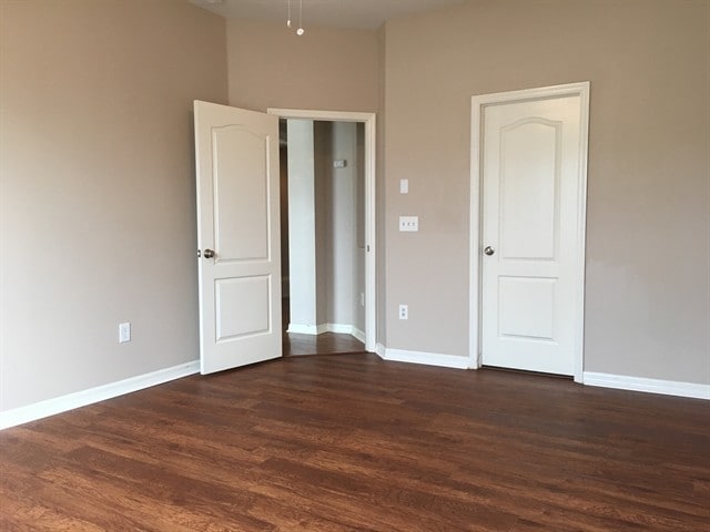 Building Photo - 30652 Palmerston Pl