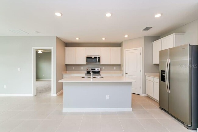 Building Photo - 3973 Obsidian Dr