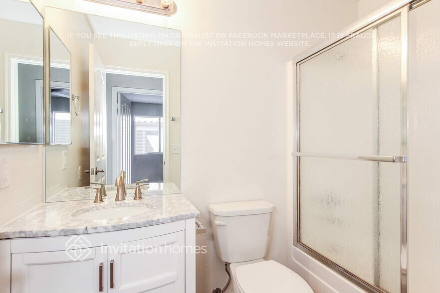 Building Photo - 15008 W Calavar Rd