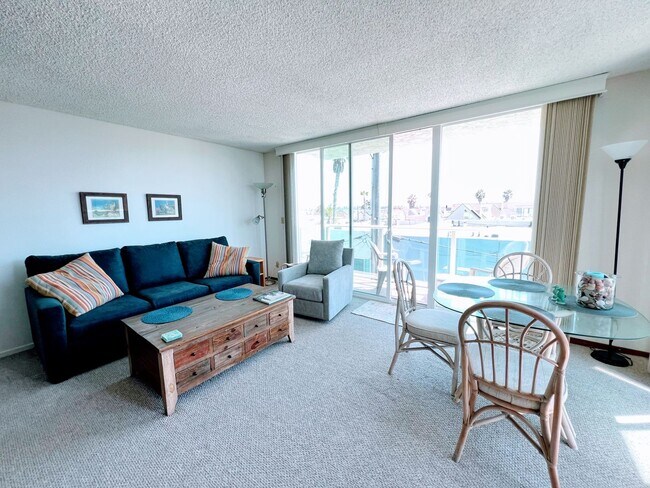 Primary Photo - Charming 1 Bedroom 1 Bath-Fully Furnished ...