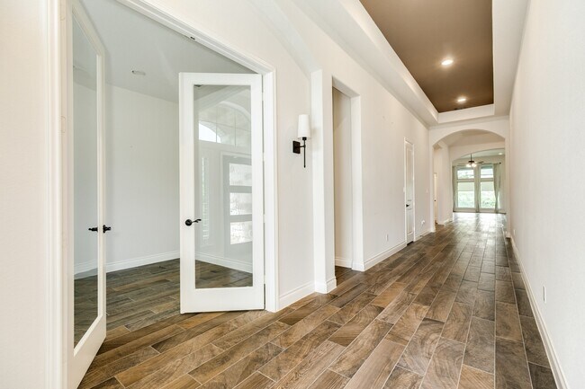 Building Photo - 10318 Granite Ct