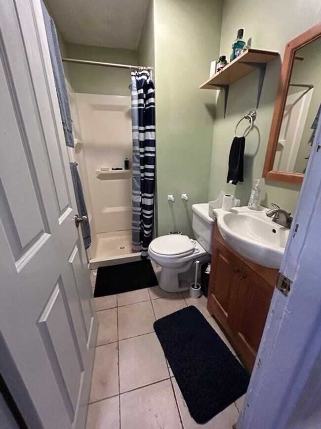 Building Photo - MISSION HILL 4 BED/2 BATH WITH UPDATED KITCHEN - WATER INCLUDED