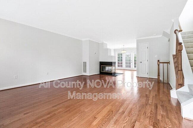 Building Photo - 208 Ellsworth St