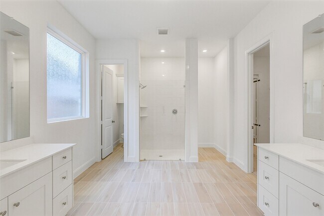 Building Photo - 4639 Sleepy Retreat Trl