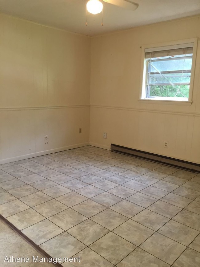 Building Photo - 1 br, 1 bath House - 560 Macon Hwy. # 560-3ma
