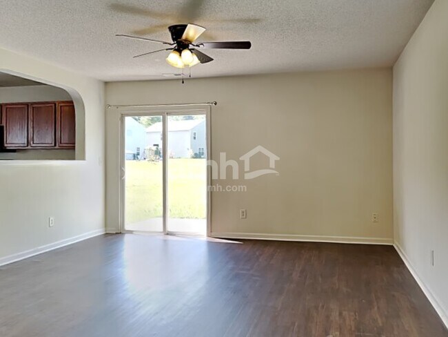 Building Photo - 3742 Mountain Brook Cir