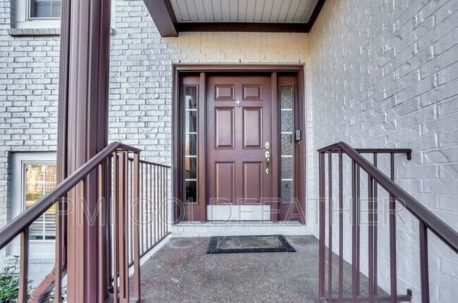 Building Photo - 1515 Towne Park Ln
