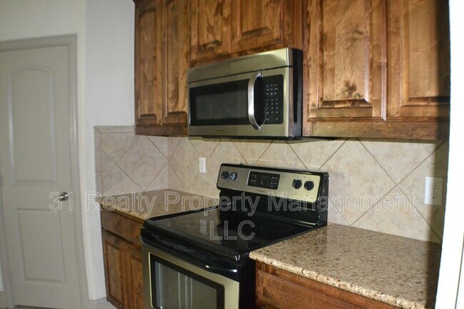 Building Photo - 4036 Eric Dr