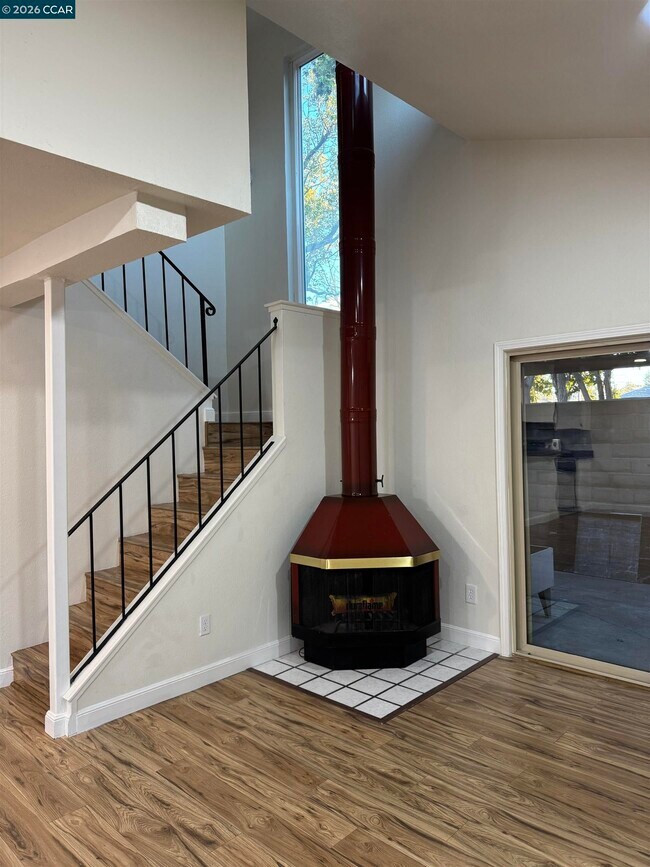 Building Photo - 1725 Landana Dr