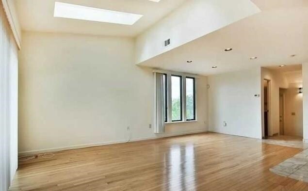 Building Photo - 833 Topsail Ln