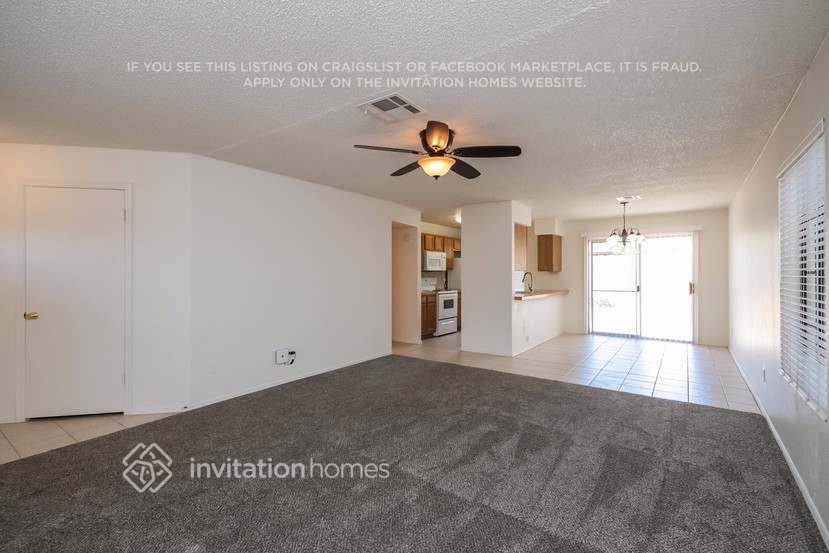 Building Photo - 3338 W Monona Dr