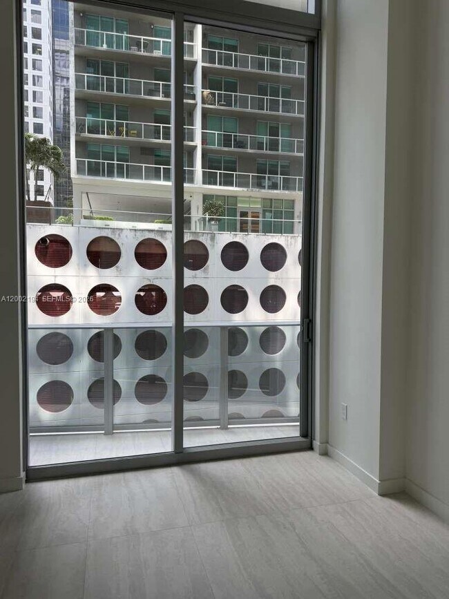 Building Photo - 77 SE 5th St