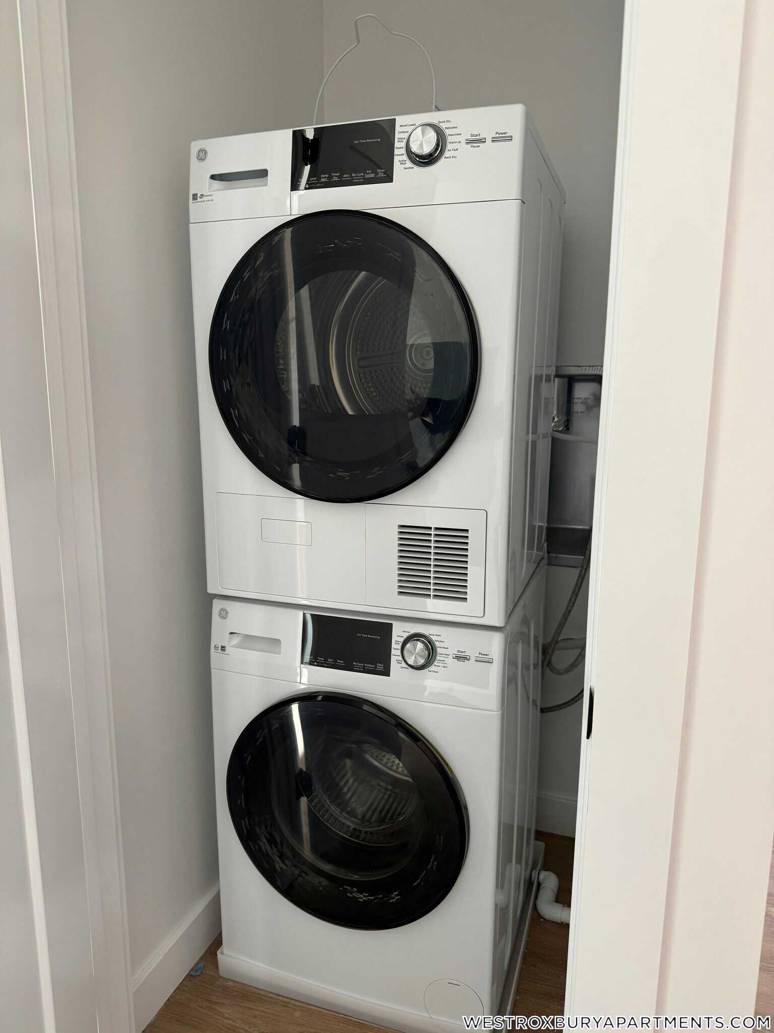 Building Photo - 199 Gardner St